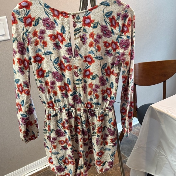 Hollister Floral jumpsuit Print Women's - Picture 6 of 16